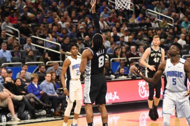Orlando Magic, 19 Aralık 2018 tarihinde Orlando Florida 'daki Amway Center' da San Antonio Spurs 'a ev sahipliği yapmaktadır.. 