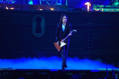 TransSibirya Orkestrası 14 Aralık 2014 'te Orlando Florida' daki Amway Center 'da konser verir..