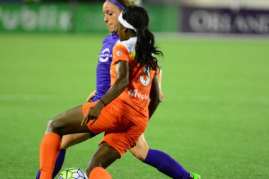Orlando Pride sunucusu Houston Dash 23 Haziran 2016 'da Orlando Florida' daki Dünya Kampı Stadyumu 'nda..