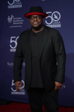 15 Ekim 2019 'da Nashville, Tennessee' deki Linbscome Üniversitesi 'nde verilen 50. GMA Dove Ödülleri sırasında kırmızı halı. 