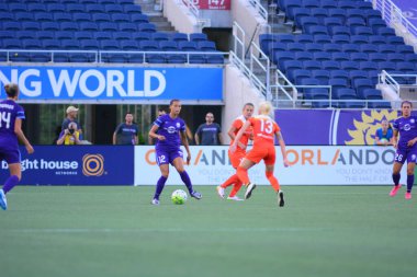 Orlando Pride sunucusu Houston Dash 23 Haziran 2016 'da Orlando Florida' daki Dünya Kampı Stadyumu 'nda..