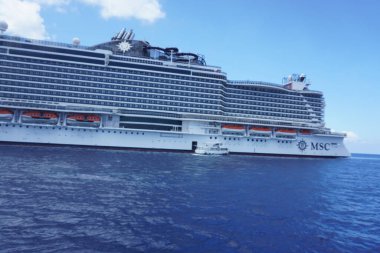 George Town 'daki Caymond Adası' ndaki en güzel plajların güzel manzarası. 