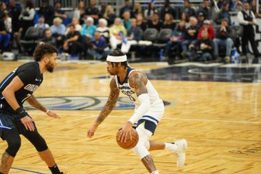 Orlando Magic 28 Şubat 2020 tarihinde Orlando Florida 'da Amway Center' da Minnesota Timberwolves 'a ev sahipliği yapar..  