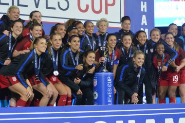 ABD, 7 Mart 2018 tarihinde Orlando City Stadyumu 'ndaki SheBelives Kupası' nda İngiltere ile karşı karşıya geldi..  