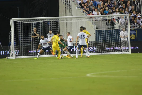 Paris Saint-Germain, Tottenham Hotspur 'a karşı 22 Temmuz 2017' de Orlando Florida 'daki Citrus Bowl' da.  