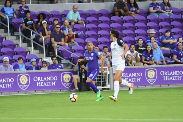 Orlando Pride, 23 Mayıs 2018 'de Orlando Florida' daki Exploria Stadyumu 'nda Kuzey Carolina Cesareti' ne ev sahipliği yapmaktadır..  