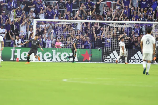 Orlando City 21 Nisan 2018 'de Orlando Florida' daki Exploria Stadyumu 'nda San Jose depremlerine ev sahipliği yaptı..  