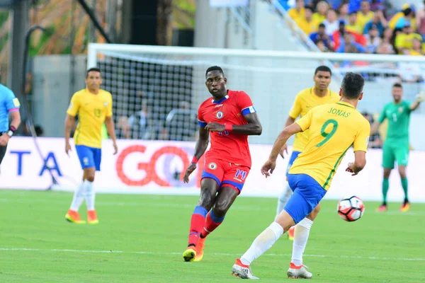 Brezilya, 8 Haziran 2016 tarihinde Orlando Florida 'daki Copa America Centenario' da Haiti ile karşılaştı..
