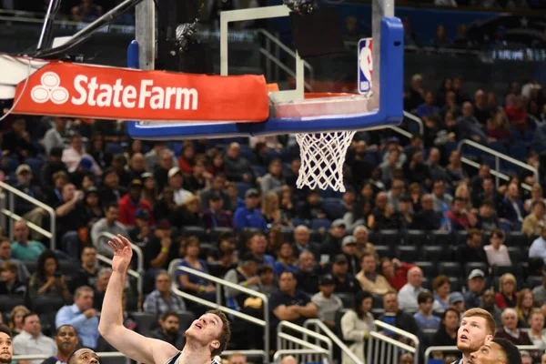 Orlando Magic, 19 Aralık 2018 tarihinde Orlando Florida 'daki Amway Center' da San Antonio Spurs 'a ev sahipliği yapmaktadır.
