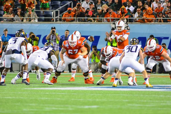 West Virginia Mountaineers Affronta Miami Hurricanes Durante 71St Russell Bowl — Foto Stock
