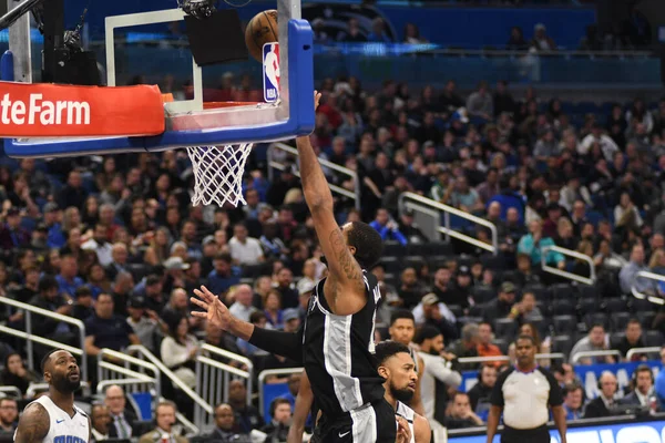 Orlando Magic, 19 Aralık 2018 tarihinde Orlando Florida 'daki Amway Center' da San Antonio Spurs 'a ev sahipliği yapmaktadır.. 