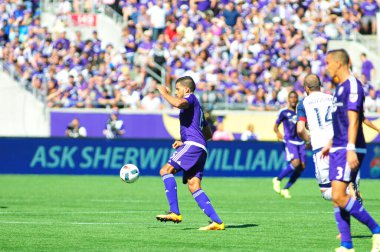 Orlando City SC, 6 Mart 2016 tarihinde Orlando Florida 'daki Citrus Bowl' da Real Salt Lake 'e ev sahipliği yaptı..