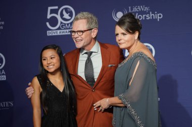 15 Ekim 2019 'da Nashville, Tennessee' deki Linbscome Üniversitesi 'nde verilen 50. GMA Dove Ödülleri sırasında kırmızı halı. 