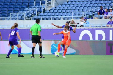 Orlando Pride sunucusu Houston Dash 23 Haziran 2016 'da Orlando Florida' daki Dünya Kampı Stadyumu 'nda..