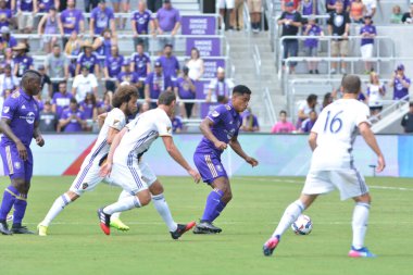 Orlando City 15 Nisan 2017 'de Florida, Orlando' daki Citrus Bowl 'da Los Angeles Galaksisine ev sahipliği yaptı.. 