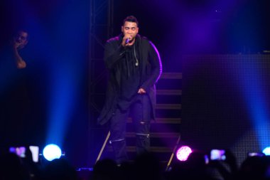 Baba Yankee ve Don Omar 7 Ağustos 2016 'da Orlando Florida' daki Amway Center 'da konser verdiler..  