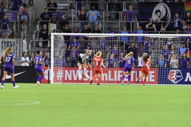 Orlando Pride 28 Haziran 2018 'de Orlando City Stadyumu' nda Houston Dash 'e ev sahipliği yaptı..  