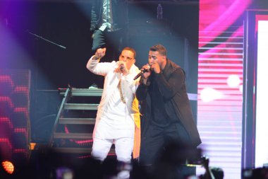 Baba Yankee ve Don Omar 7 Ağustos 2016 'da Orlando Florida' daki Amway Center 'da konser verdiler..  