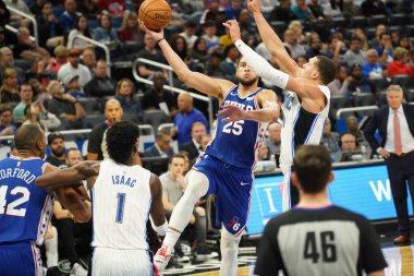 Orlando Magic 27 Aralık 2019 Cuma günü Orlando, Florida 'daki Amway Arena' da Philadelphia 76ers 'a ev sahipliği yapıyor..