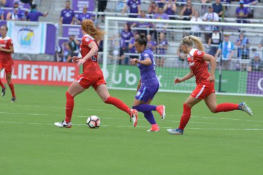 Orlando Pride 22 Nisan 2017 'de Orlando City Stadyumu' nda Washington Spirit 'e ev sahipliği yaptı.. 