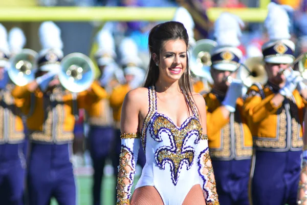 Lsu Зустрічається Луїсвіллом Під Час Citrus Bowl Стадіоні Camping World — стокове фото