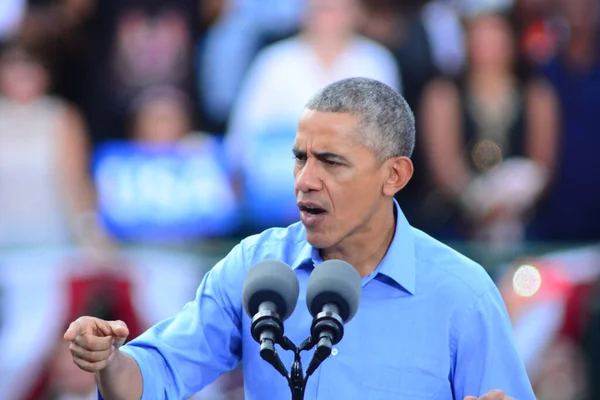 President Barack Obama Talar Vid Ett Kampanjmöte Osceola Heritage Park — Stockfoto