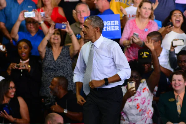 Presidente Barack Obama Organizó Mitin Campaña Para Candidata Presidencial Hillary — Foto de Stock