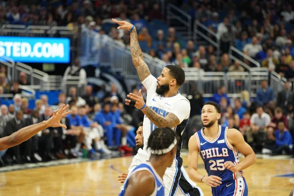 Orlando Magic 27 Aralık 2019 Cuma günü Orlando, Florida 'daki Amway Arena' da Philadelphia 76ers 'a ev sahipliği yapıyor..