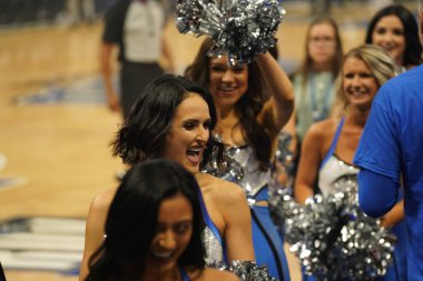 Orlando Magic 19 Nisan 2019 Cuma günü Orlando Florida 'daki Amway Arena' daki NBA Playoff 1 'de Toronto Rapçileri' ne ev sahipliği yapıyor.