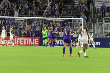 Orlando Pride, 23 Mayıs 2018 'de Orlando Florida' daki Exploria Stadyumu 'nda Kuzey Carolina Cesareti' ne ev sahipliği yapmaktadır..  