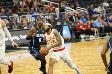 Orlando Magic 30 Aralık 2019 tarihinde Orlando, Florida 'daki Amway Center' da Atlanta Hawks 'a ev sahipliği yaptı.