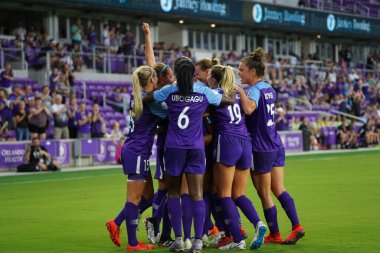 Foto Prides, 11 Mayıs 2019 Cumartesi günü Orlando City Stadyumu 'nda Portland Thorns FC' ye ev sahipliği yapıyor..