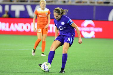 Orlando Pride sunucusu Houston Dash 23 Haziran 2016 'da Orlando Florida' daki Dünya Kampı Stadyumu 'nda..