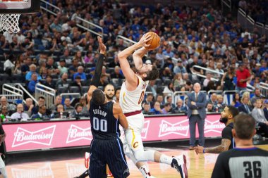 Orlando Magic, Orlando, Florida 'daki sezon açılışında Cleveland Cavaliers' ı Amway Center 'da ağırlıyor.
