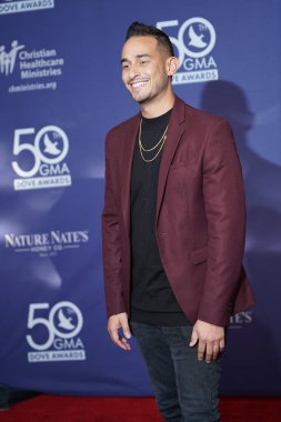 15 Ekim 2019 'da Nashville, Tennessee' deki Linbscome Üniversitesi 'nde verilen 50. GMA Dove Ödülleri sırasında kırmızı halı. 