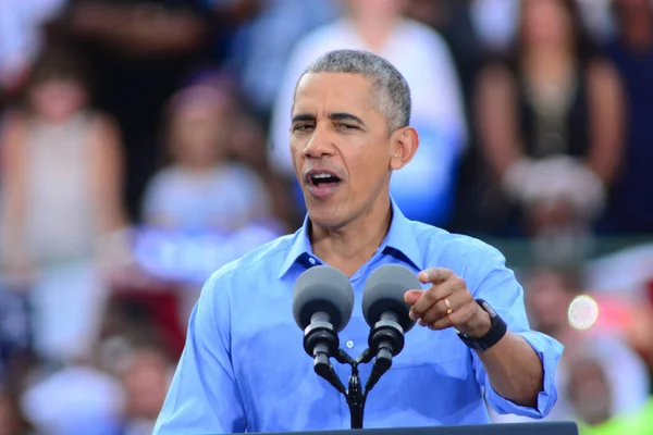 President Barack Obama Talar Vid Ett Kampanjmöte Osceola Heritage Park — Stockfoto