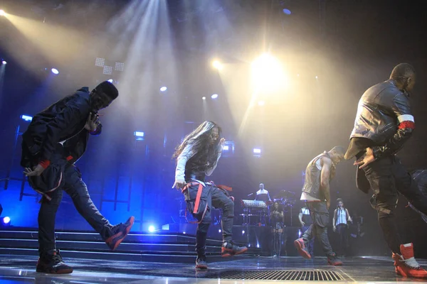 Singer Usher Performs Amway Center Orlando Florida December 2015 — Stock Photo, Image