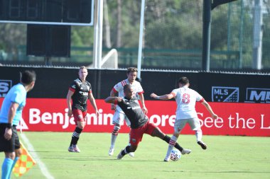 Toronto FC, 13 Temmuz 2020 tarihinde Orlando Florida 'da düzenlenen ESPN Wild World of Sports' ta düzenlenen MLS Back Tournament sırasında D.C. United ile karşı karşıya geldi.