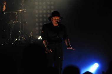 Christian Rock Bands Audio Adrenaline ve Kutless 23 Mart 2014 'te Osceola Sahne Sanatları Merkezi Kissimmee, FL' de sahne almaktadır..  