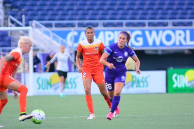 Orlando Pride sunucusu Houston Dash 23 Haziran 2016 'da Orlando Florida' daki Dünya Kampı Stadyumu 'nda..