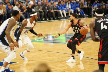Orlando Magic 21 Nisan 2019 tarihinde Orlando Florida 'daki Amway Arena' da düzenlenen NBA Playoff 1 'de Toronto Rapçileri' ne ev sahipliği yapıyor..