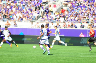 Orlando City SC, 6 Mart 2016 tarihinde Orlando Florida 'daki Citrus Bowl' da Real Salt Lake 'e ev sahipliği yaptı..
