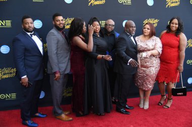 24 Mart 2018 Cumartesi günü Las Vegas 'taki Orleans Resort' ta düzenlenen 33. Yıldız Ödülleri Kırmızı Halı sırasında ünlüler.