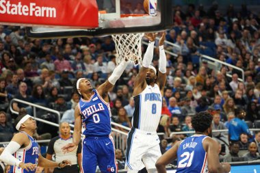 Orlando Magic 27 Aralık 2019 Cuma günü Orlando, Florida 'daki Amway Arena' da Philadelphia 76ers 'a ev sahipliği yapıyor..