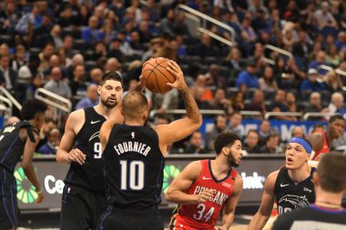 Orlando Magic 20 Mart 2019 Çarşamba günü Orlando Florida 'daki Amway Center' da Louisiana Pelikanlarına ev sahipliği yapıyor.. 