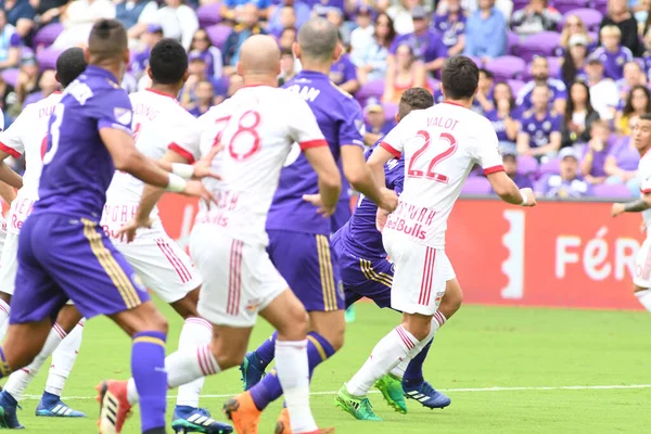 Orlando City, 31 Mart 2018 'de Orlando Florida' daki Exploria Stadyumu 'nda New York Red Bulls' a ev sahipliği yaptı..