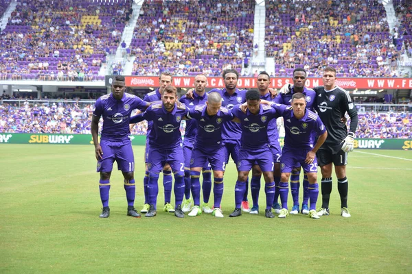 Орландо Сити Принимает Galaxy Citrus Bowl Орландо Флорида Апреля 2017 — стоковое фото