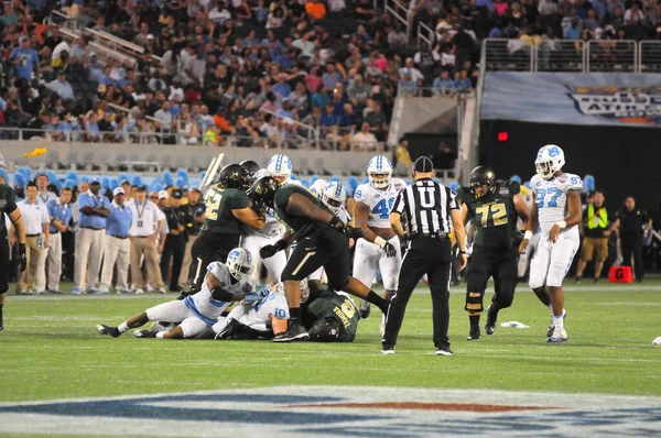 Kuzey Carolina 29 Aralık 2015 tarihinde Orlando Florida 'daki Kamp Dünya Stadyumu' nda oynanan Russell Atletizm Kupası 'nda Baylor ile karşılaşacak..