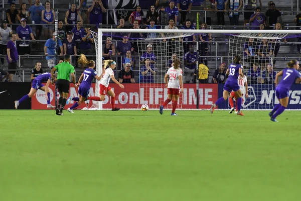 Orland Pride, 25 Ağustos 2018 'de Orlando Florida' daki Exploria Stadyumu 'nda Chicago Red Stars' a ev sahipliği yapıyor..  