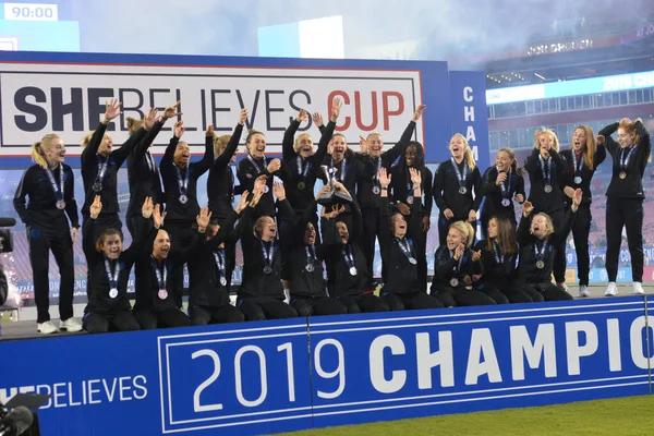 SheBelieves Kupası, 5 Mart 2019 tarihinde Tampa Florida Raymond James Stadyumu 'nda İngiltere' yi şampiyon ilan etmiştir. Fotoğraf: Marty Jean-Louis